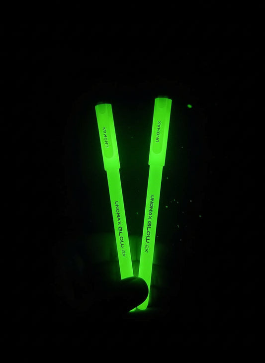Glowing pen in th dark